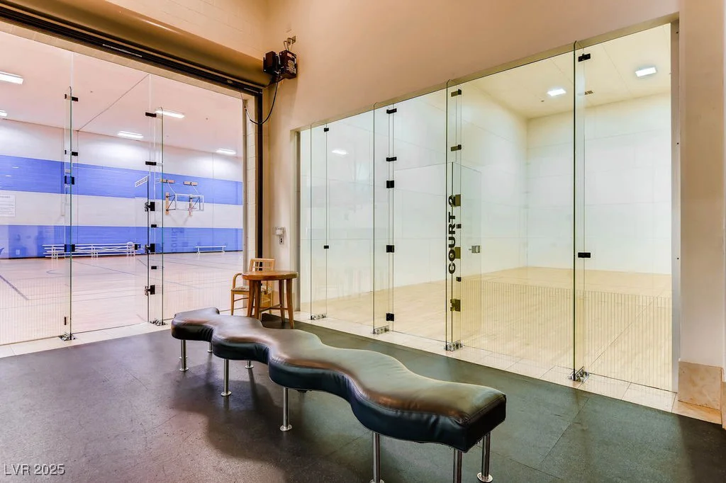 765 Jewel Tower, Las Vegas, NV 89178