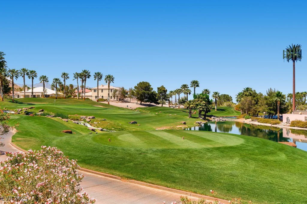 765 Jewel Tower, Las Vegas, NV 89178