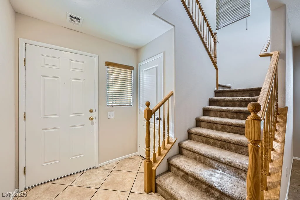 765 Jewel Tower, Las Vegas, NV 89178