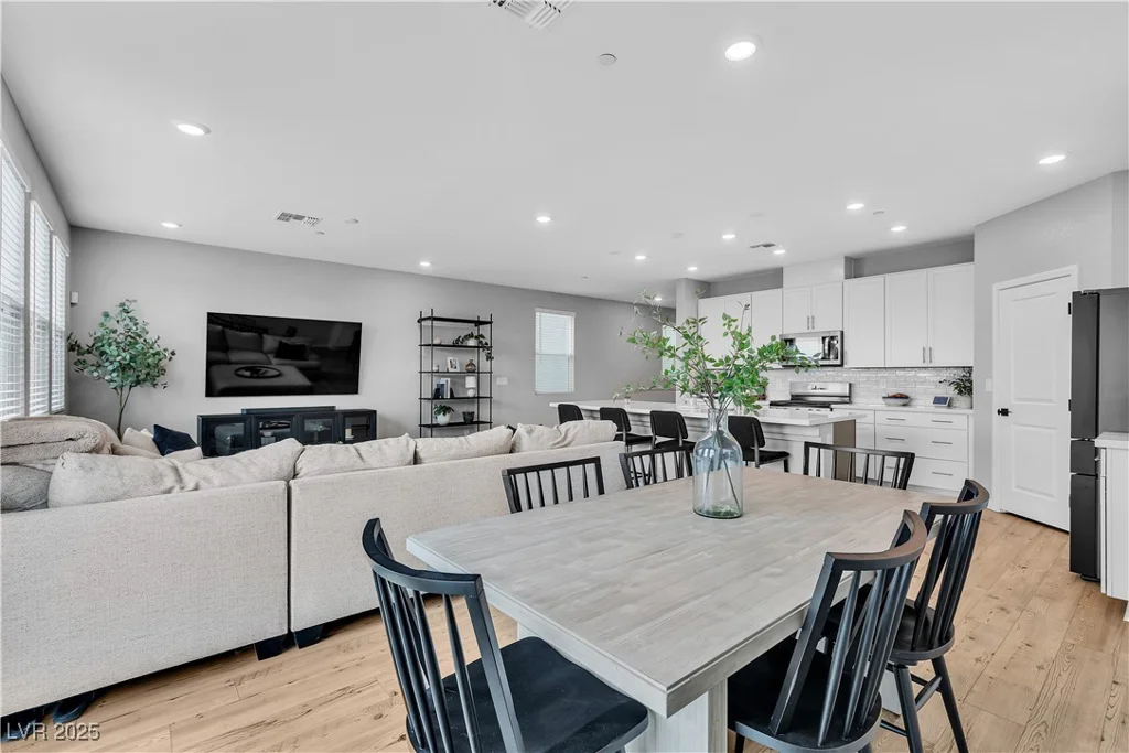 10836 Montana Blanca, Las Vegas, NV 89166