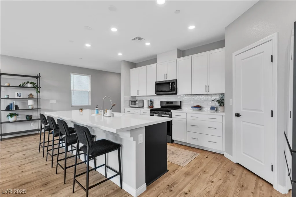 10836 Montana Blanca, Las Vegas, NV 89166