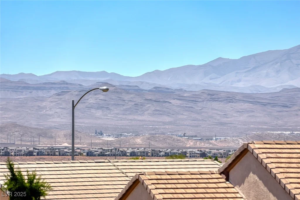 2501 Celestial Light, Henderson, NV 89044