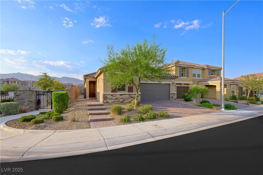 1106 Brilliant Meadow, North Las Vegas, NV 89086