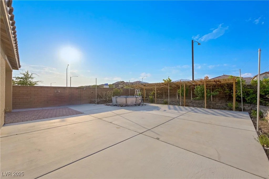 1106 Brilliant Meadow, North Las Vegas, NV 89086