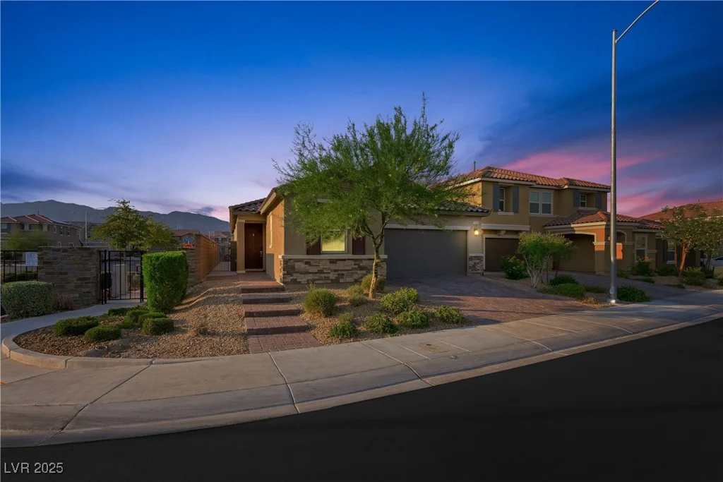 1106 Brilliant Meadow, North Las Vegas, NV 89086