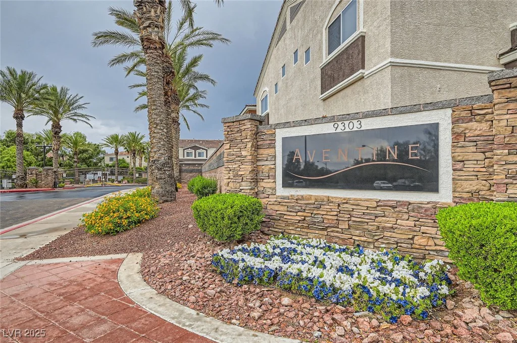 9303 Gilcrease, Las Vegas, NV 89149