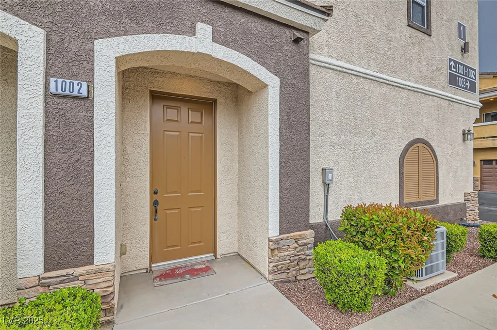 9303 Gilcrease, Las Vegas, NV 89149