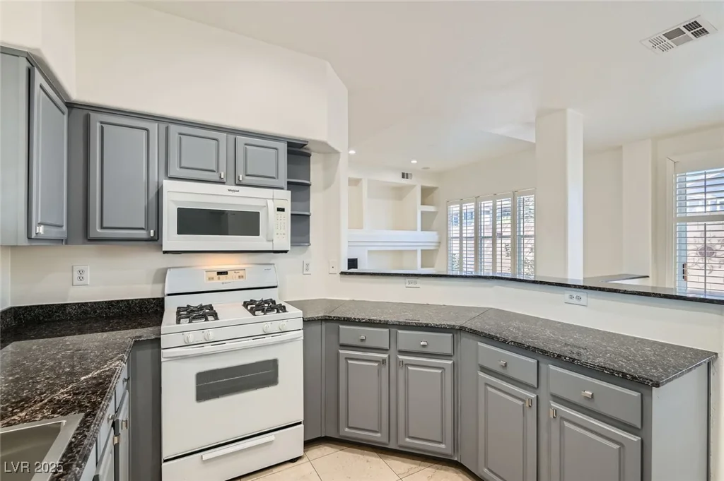8040 Arcadian, Las Vegas, NV 89147