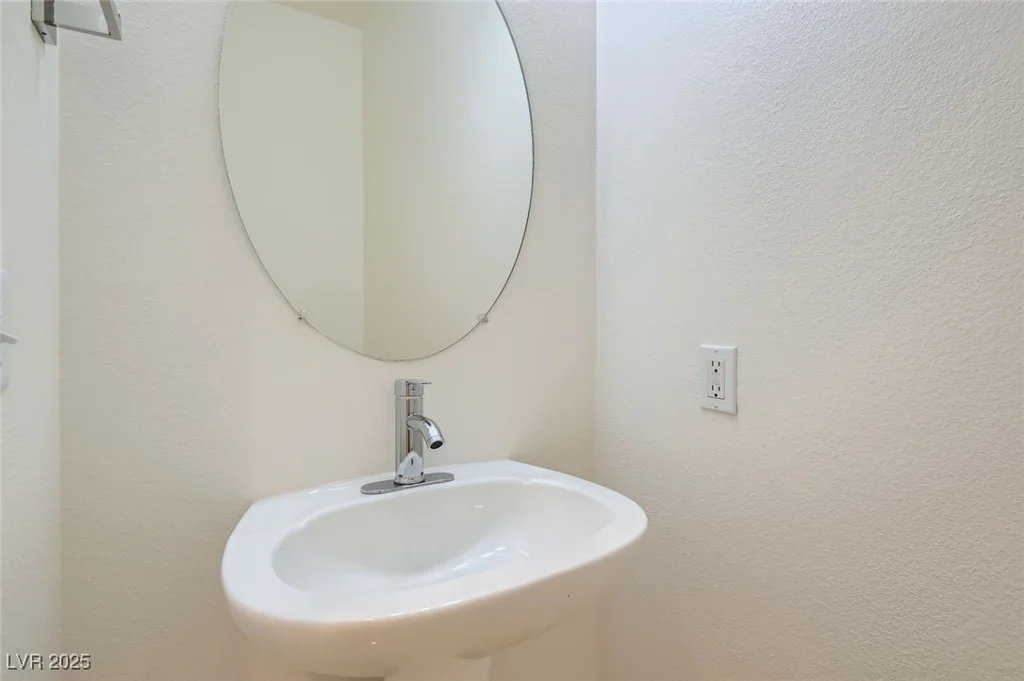 8040 Arcadian, Las Vegas, NV 89147