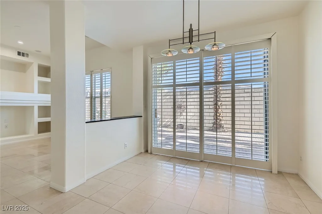 8040 Arcadian, Las Vegas, NV 89147