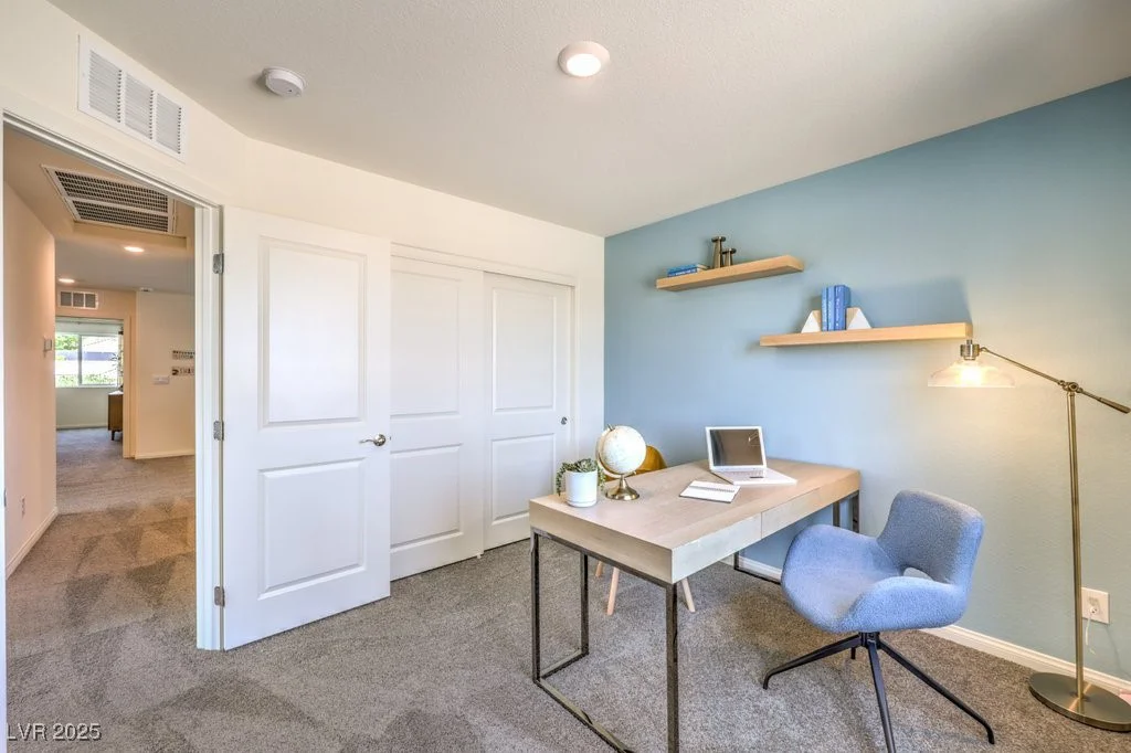 10400 LUNA MEZZO ST, Las Vegas, NV 89141