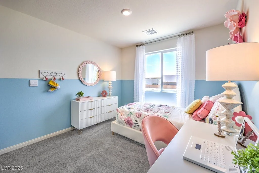 10400 LUNA MEZZO ST, Las Vegas, NV 89141