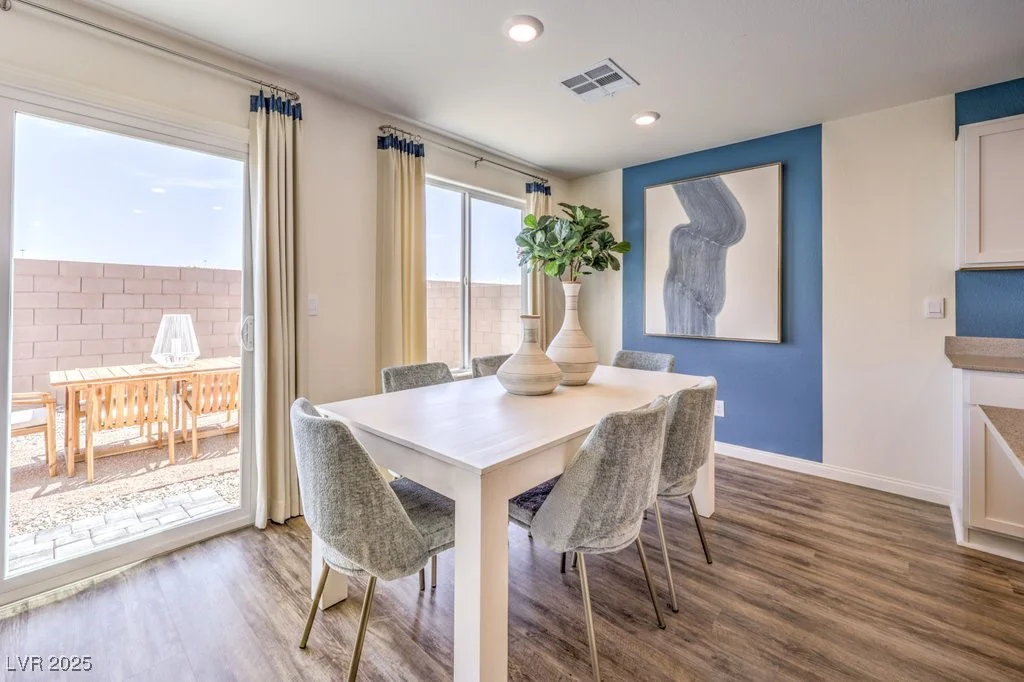 10400 LUNA MEZZO ST, Las Vegas, NV 89141