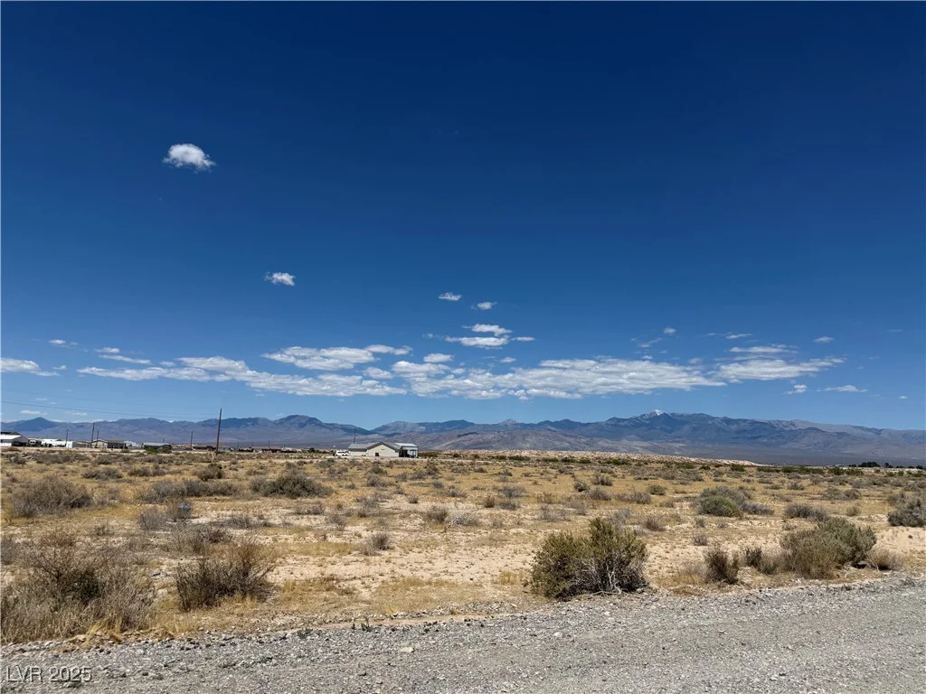 1891 Bond, Pahrump, NV 89048