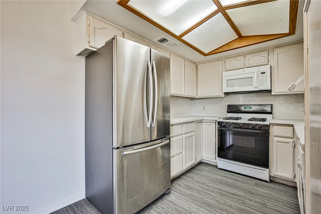 4083 Nook, Las Vegas, NV 89103