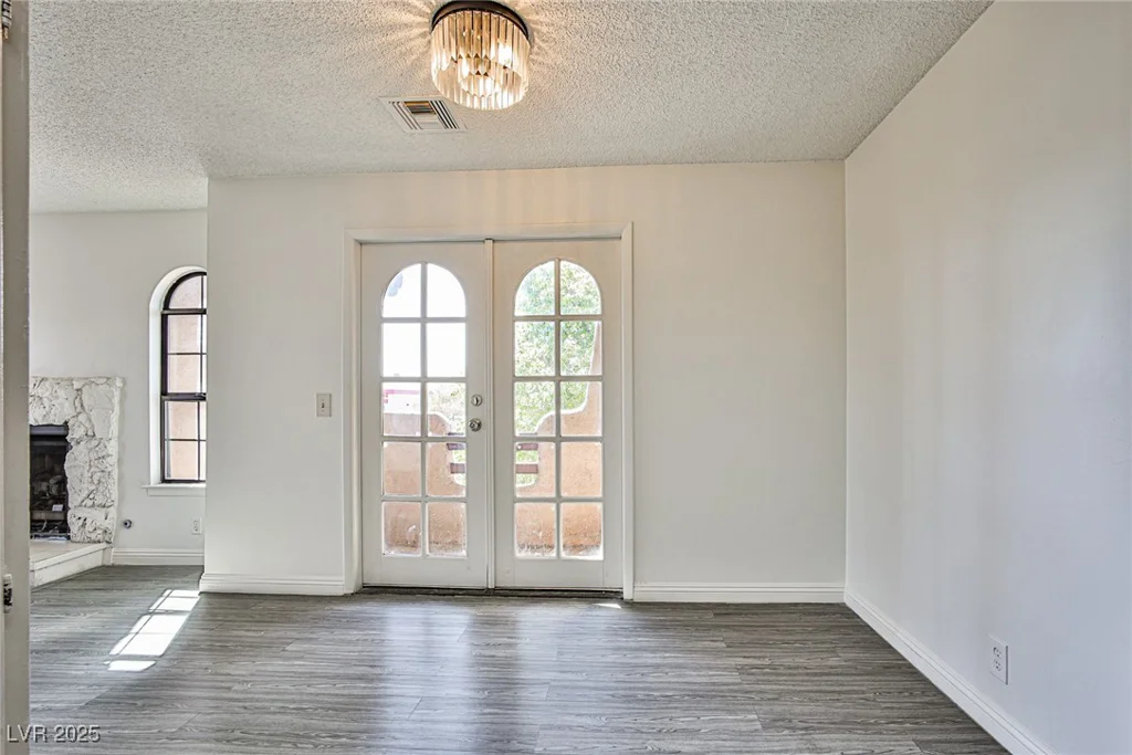 4083 Nook, Las Vegas, NV 89103