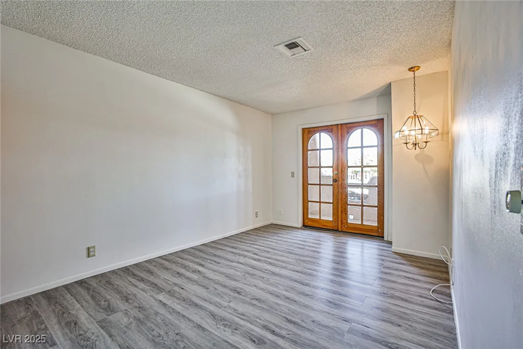 4083 Nook, Las Vegas, NV 89103