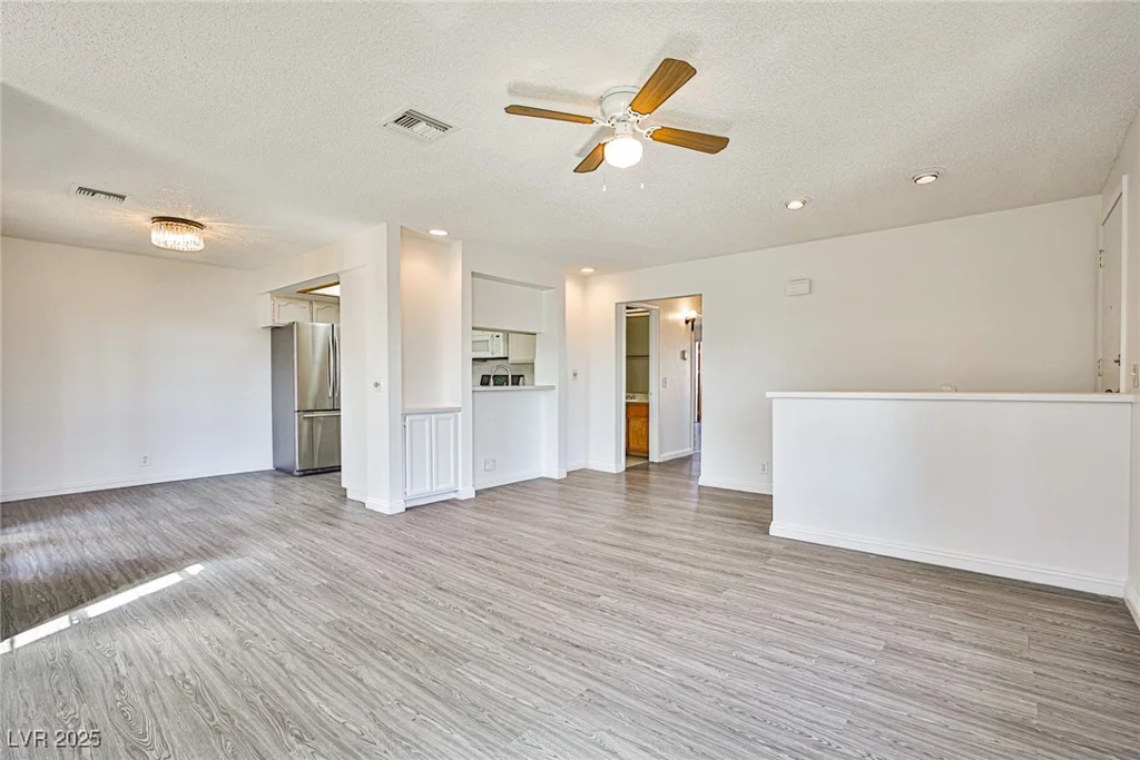 4083 Nook, Las Vegas, NV 89103
