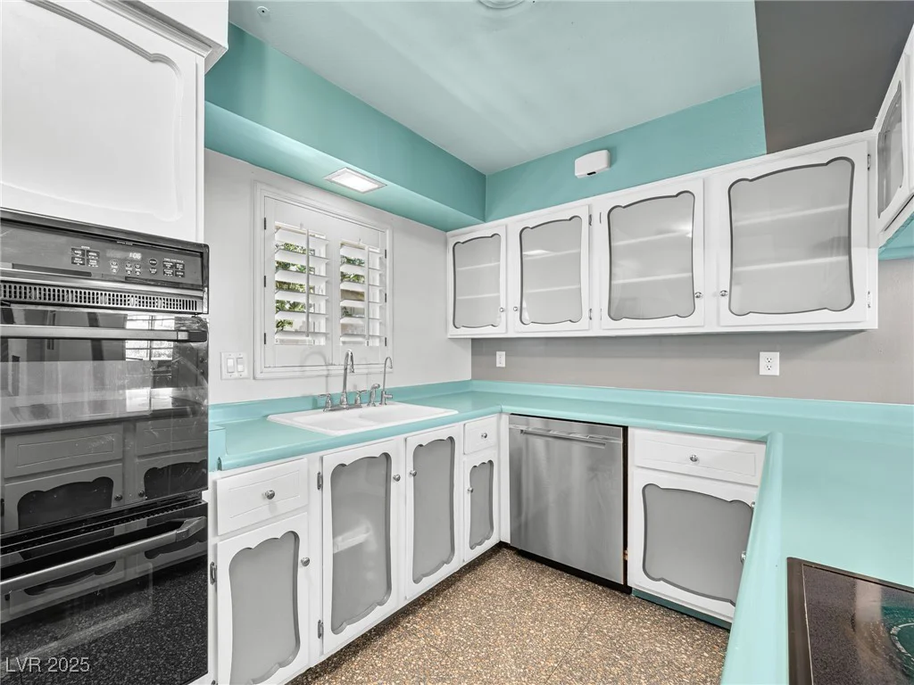 3212 Silver Saddle, Las Vegas, NV 89169