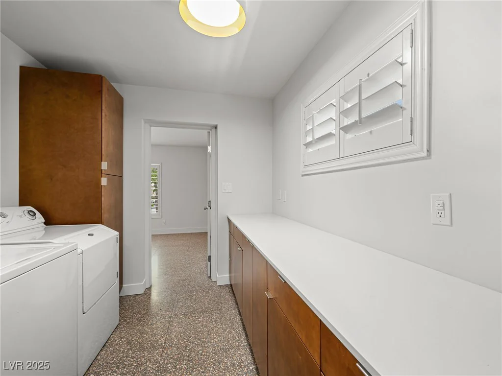 3212 Silver Saddle, Las Vegas, NV 89169