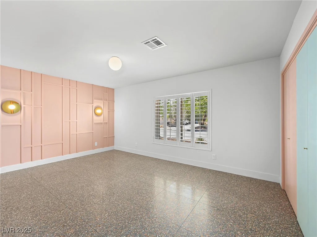 3212 Silver Saddle, Las Vegas, NV 89169
