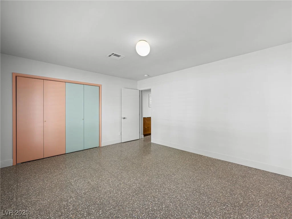 3212 Silver Saddle, Las Vegas, NV 89169