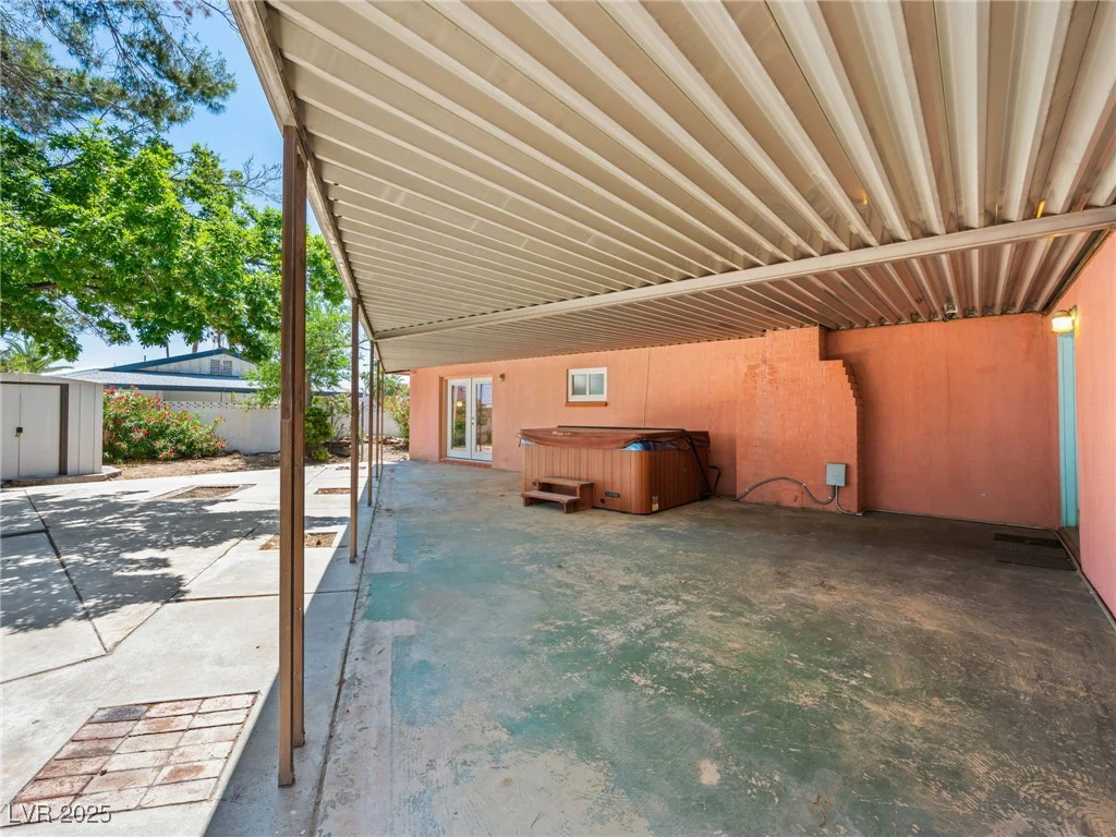 3212 Silver Saddle, Las Vegas, NV 89169