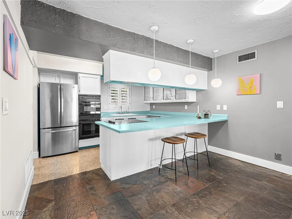 3212 Silver Saddle, Las Vegas, NV 89169