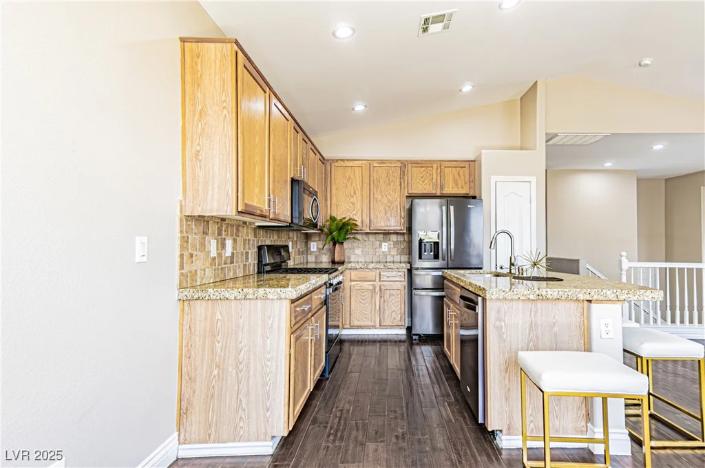 5079 Quiet Falls, Las Vegas, NV 89141