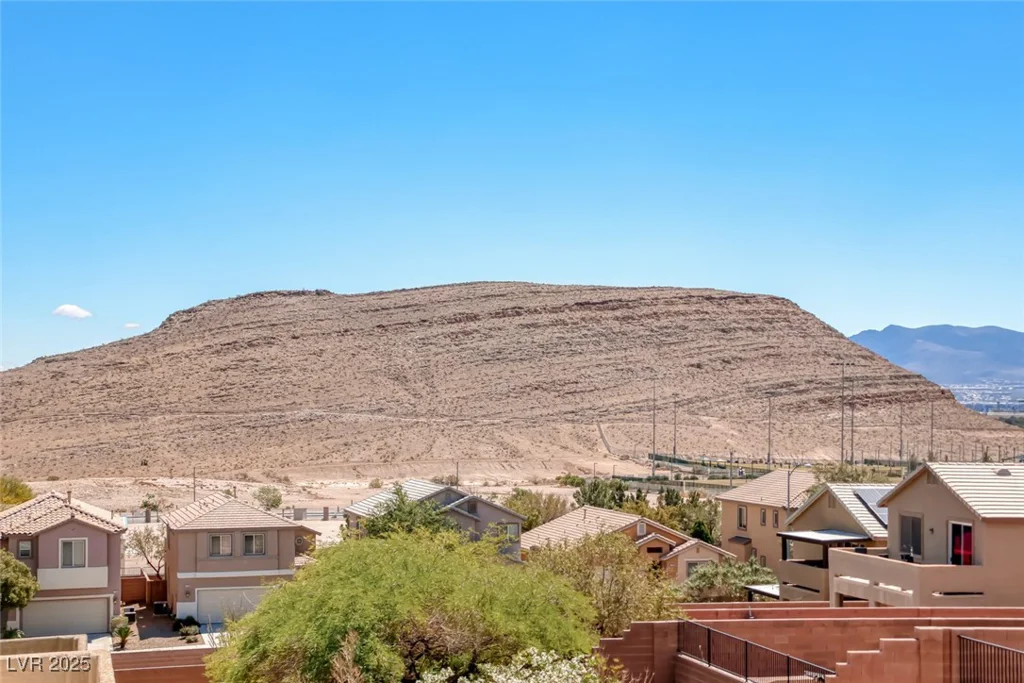 5079 Quiet Falls, Las Vegas, NV 89141