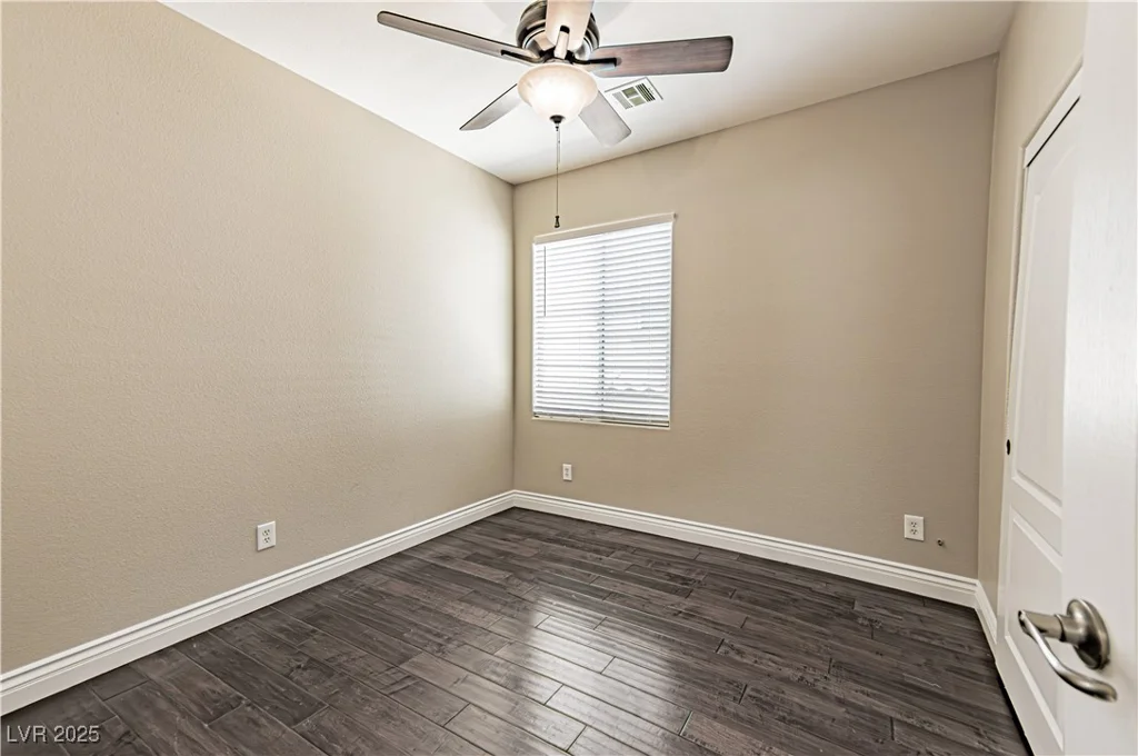 5079 Quiet Falls, Las Vegas, NV 89141