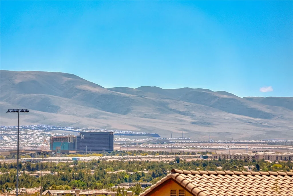 5079 Quiet Falls, Las Vegas, NV 89141