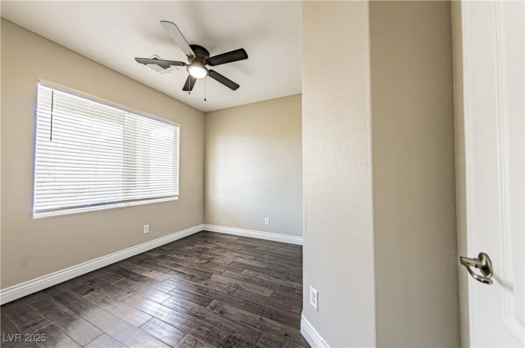 5079 Quiet Falls, Las Vegas, NV 89141