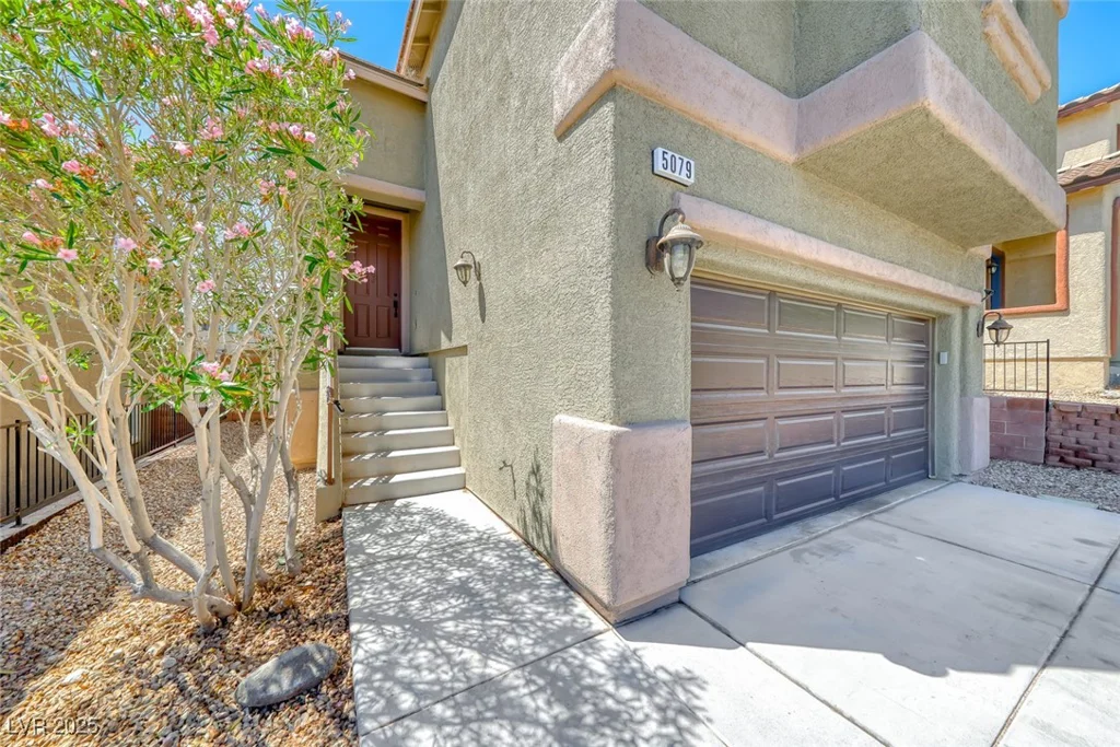 5079 Quiet Falls, Las Vegas, NV 89141