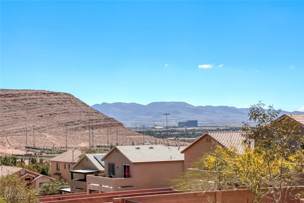 5079 Quiet Falls, Las Vegas, NV 89141