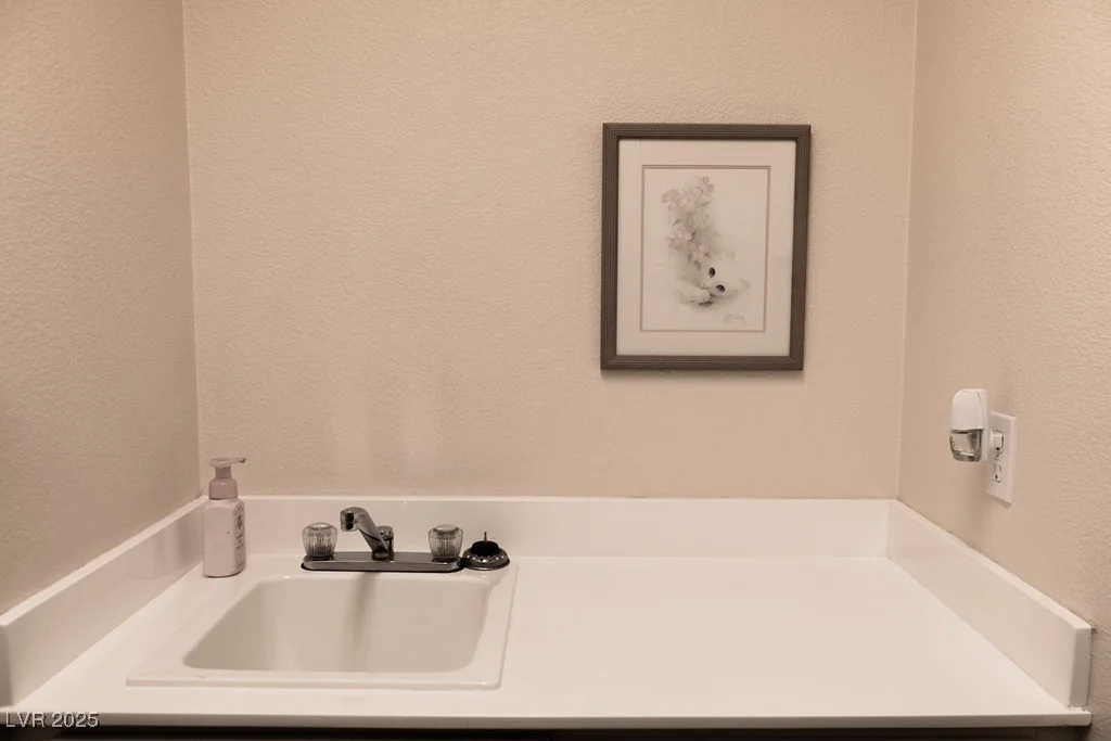 2383 Thayer, Henderson, NV 89074