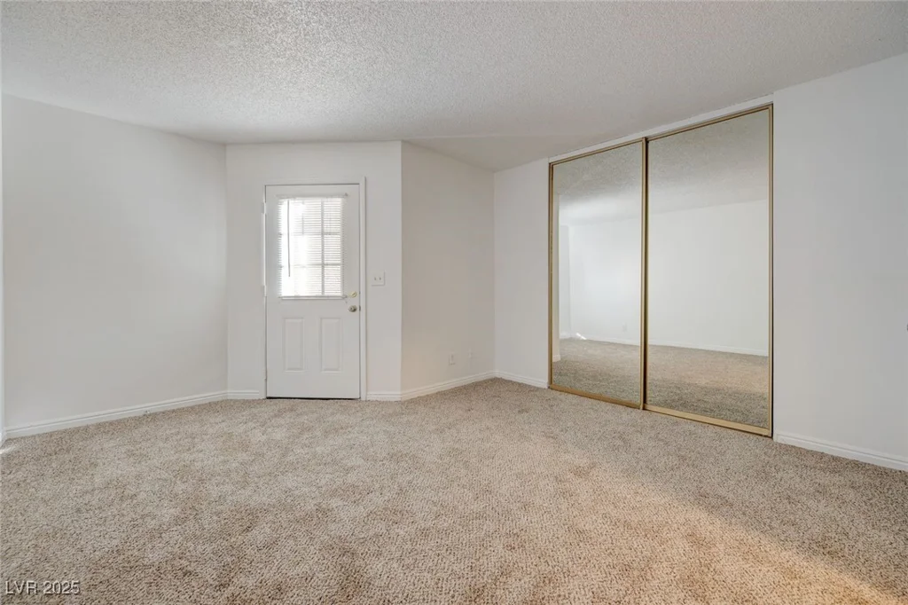 1850 Camino Verde, Las Vegas, NV 89119