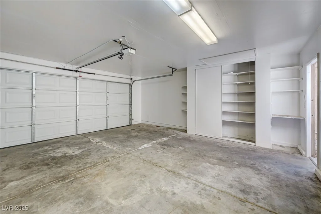 1850 Camino Verde, Las Vegas, NV 89119