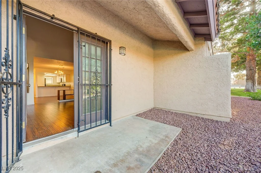 1850 Camino Verde, Las Vegas, NV 89119