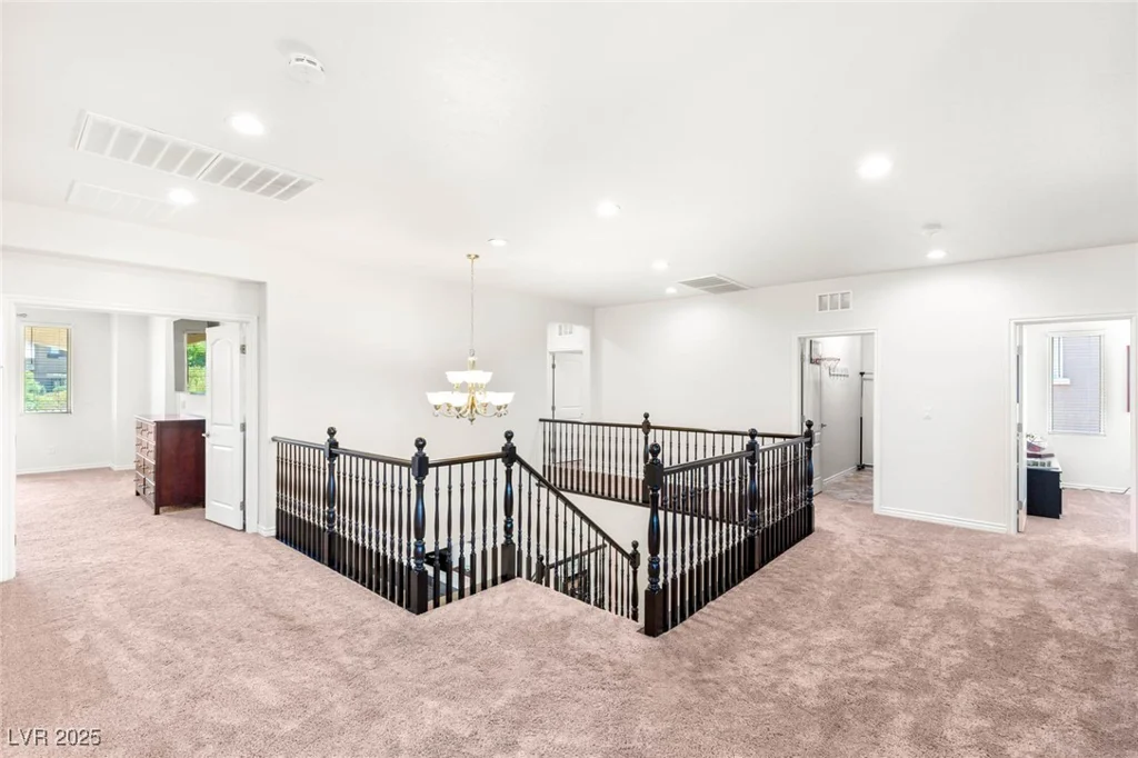 749 MIDDLE BEACH, Las Vegas, NV 89138