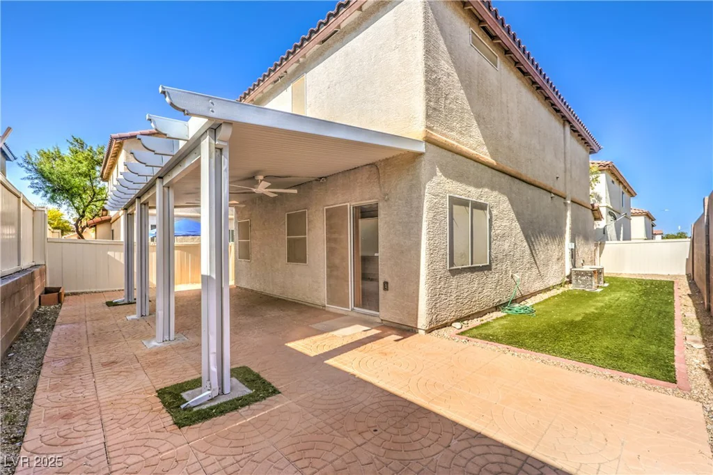 9073 Spoonbill Ridge, Las Vegas, NV 89143