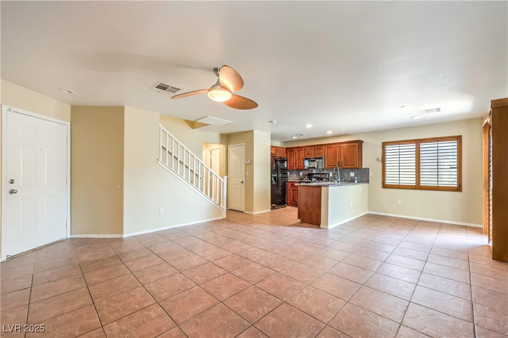 9073 Spoonbill Ridge, Las Vegas, NV 89143