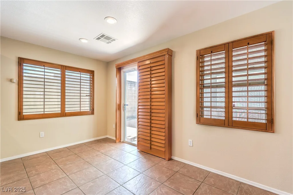 9073 Spoonbill Ridge, Las Vegas, NV 89143