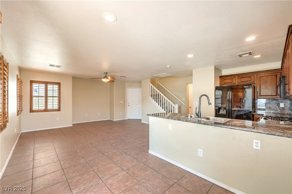 9073 Spoonbill Ridge, Las Vegas, NV 89143