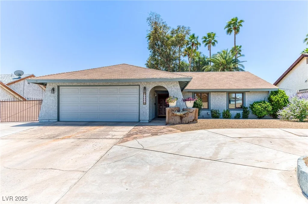 4381 Toledo, Las Vegas, NV 89121