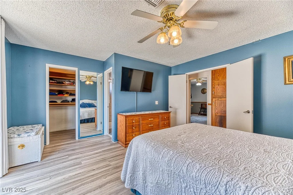 4381 Toledo, Las Vegas, NV 89121