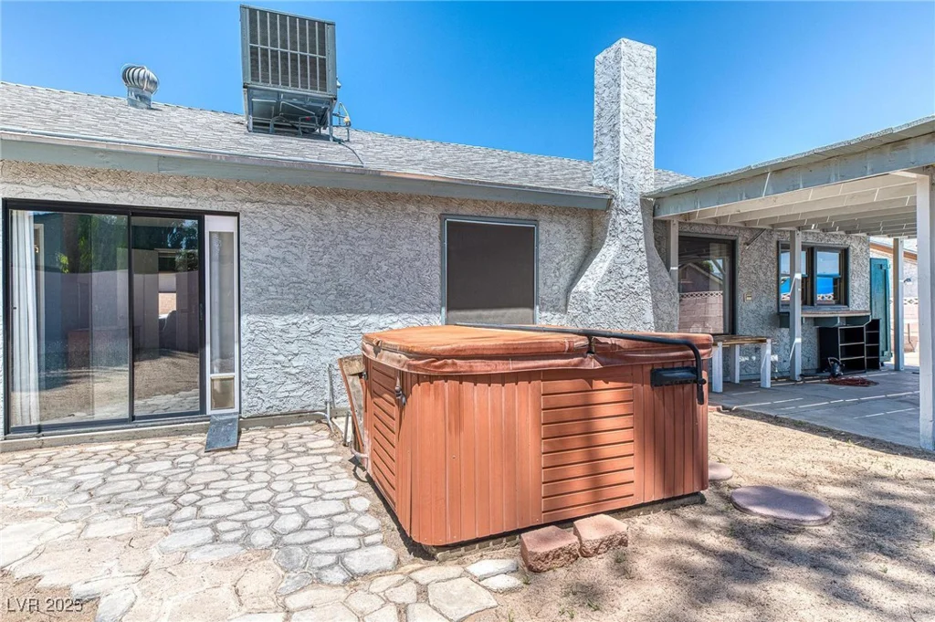 4381 Toledo, Las Vegas, NV 89121