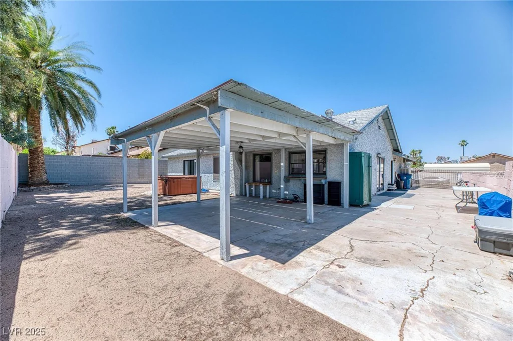 4381 Toledo, Las Vegas, NV 89121
