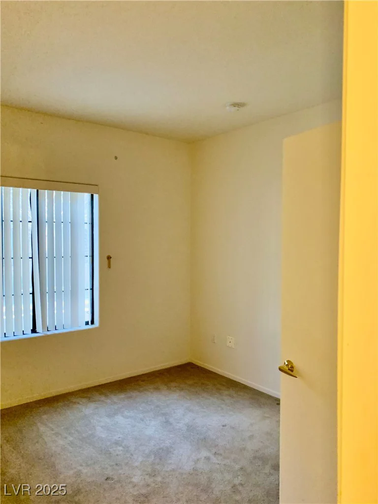 2121 Hussium Hills, Las Vegas, NV 89108