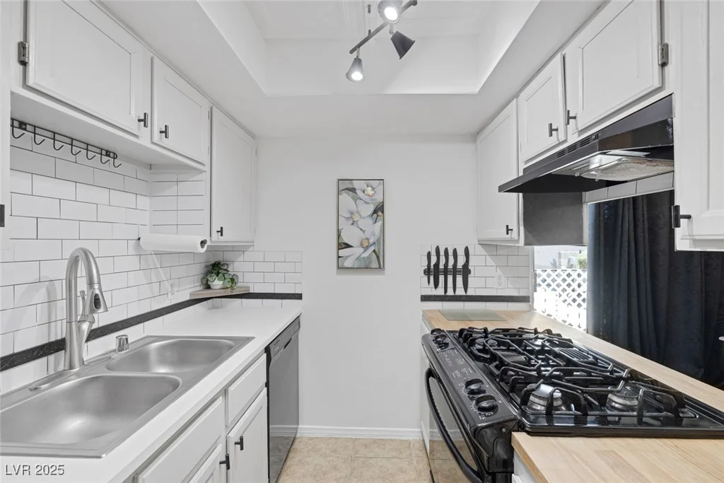 526 Sellers, Henderson, NV 89011